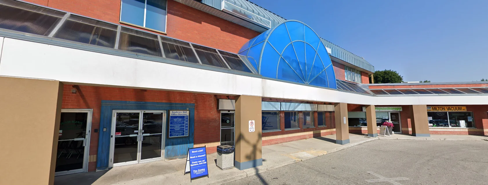 Exterior view of Milton Masjid Oakville building